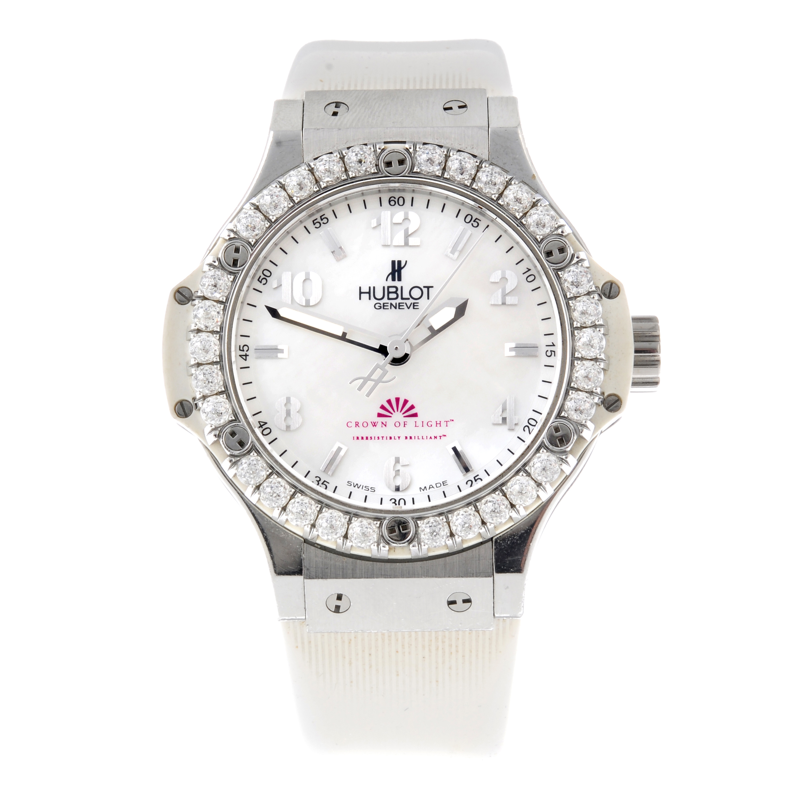Highlight women’s watches in April 2021 1 50