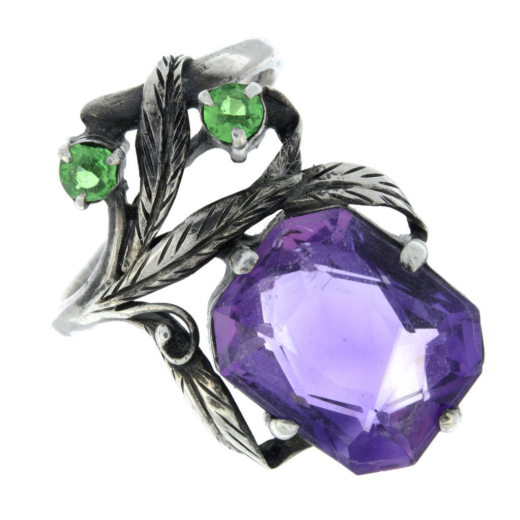 Arts & Crafts jewellery from Edith Linnell and Bernard Instone 1 instone