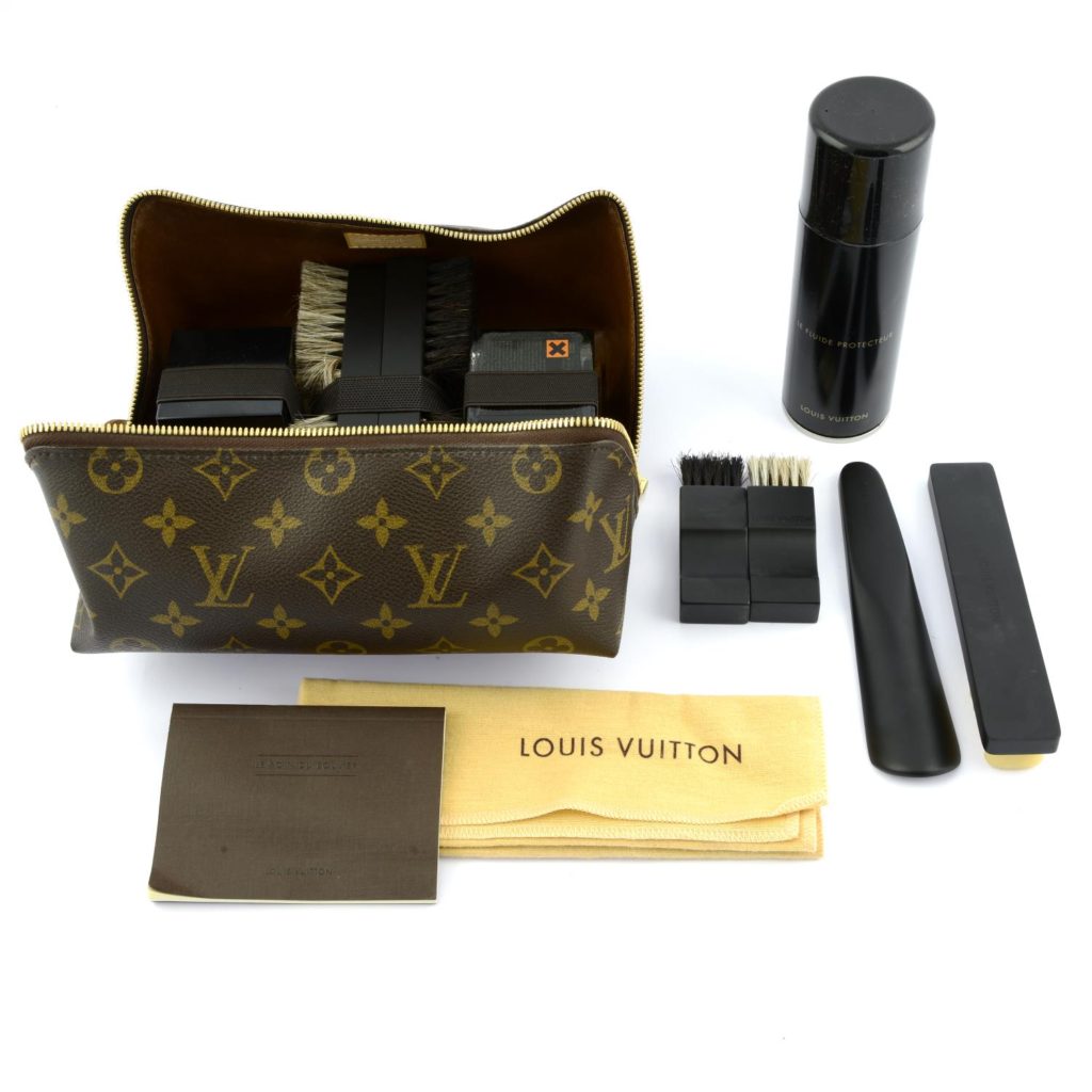 Louis vuitton shoe care kit deals
