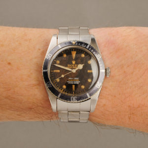A gentleman's stainless steel bracelet watch