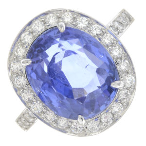 Sapphire ring 