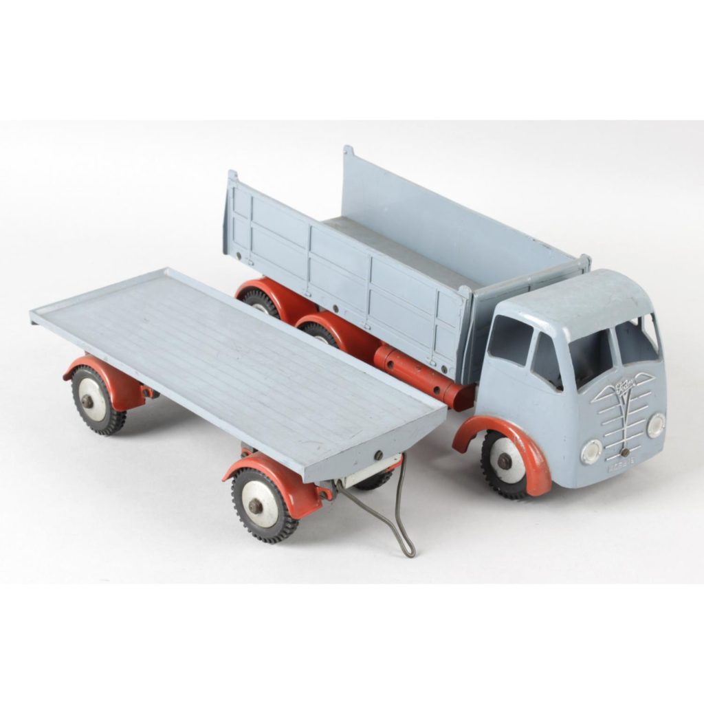 Shackleton die cast mechanical scale model Foden F.G (tipper) lorry