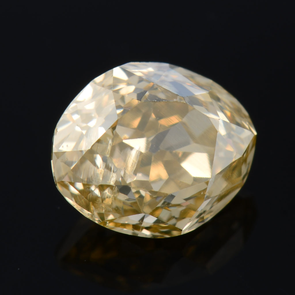 Oval-shape 'brown' diamond
