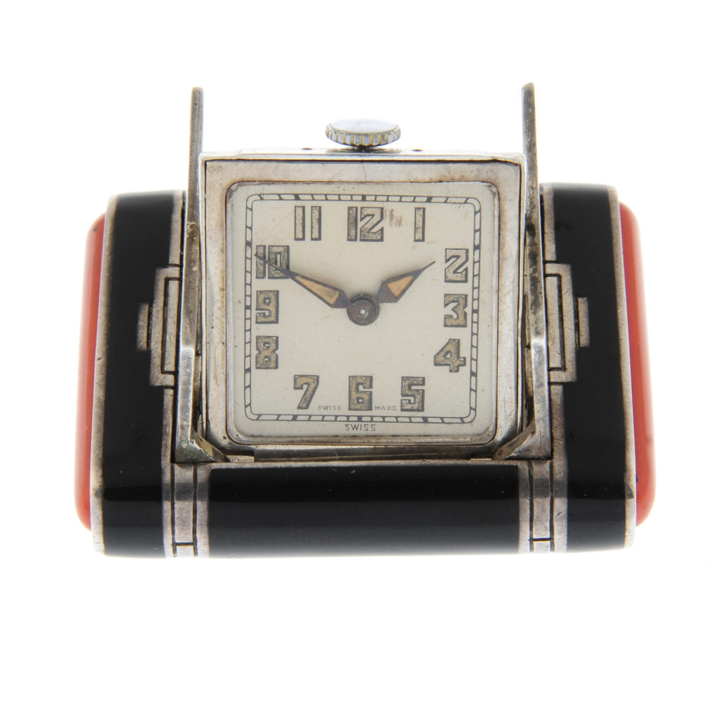 Tavannes travel clock